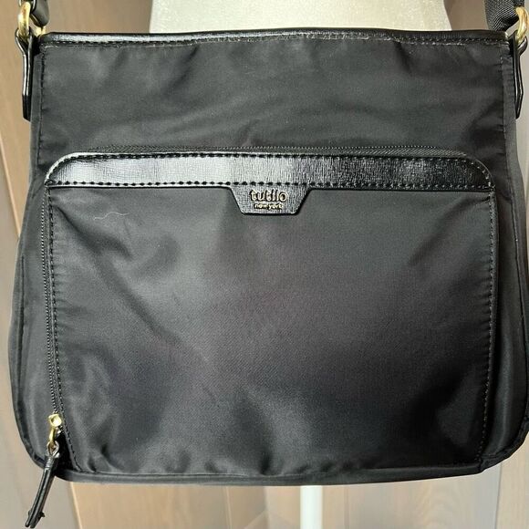 TUTILO NY Nylon Crossbody - Picture 4 of 16